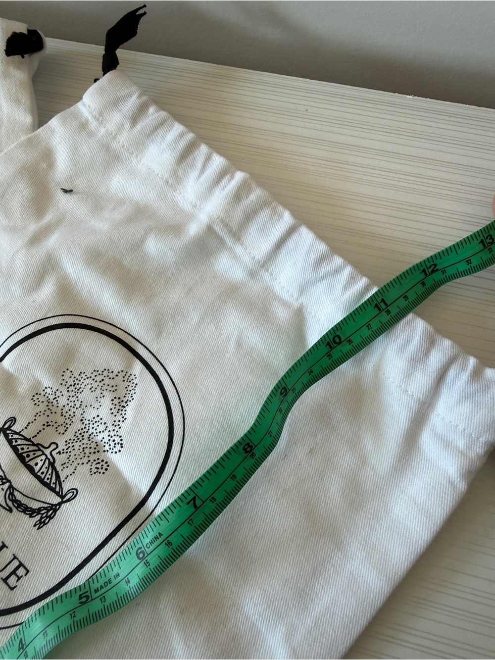 Diptyque Bundle Cotton Drawstring Bags - Picture 3 of 5